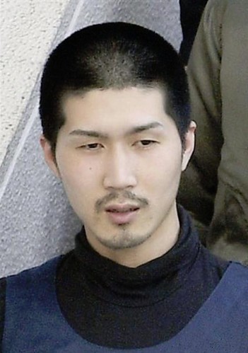 平尾龍磨被告